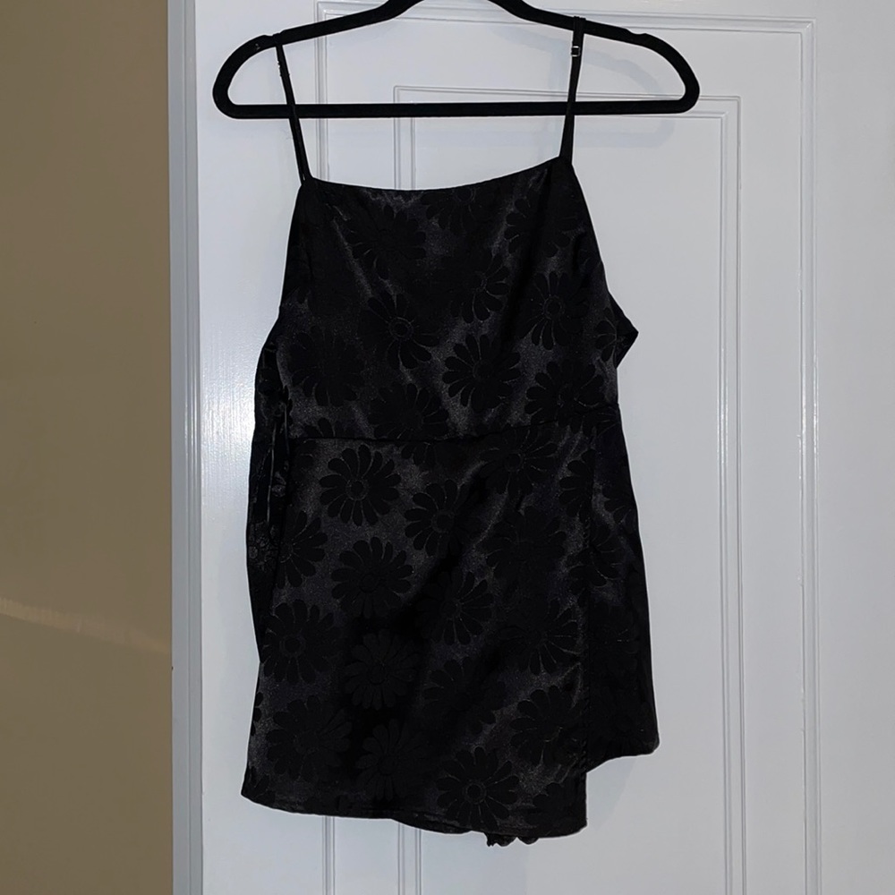 Apricot Lane Tie Back Romper